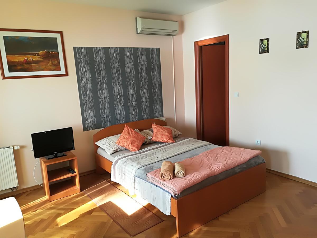 Guesthouse Sava Славонський Брод Екстер'єр фото
