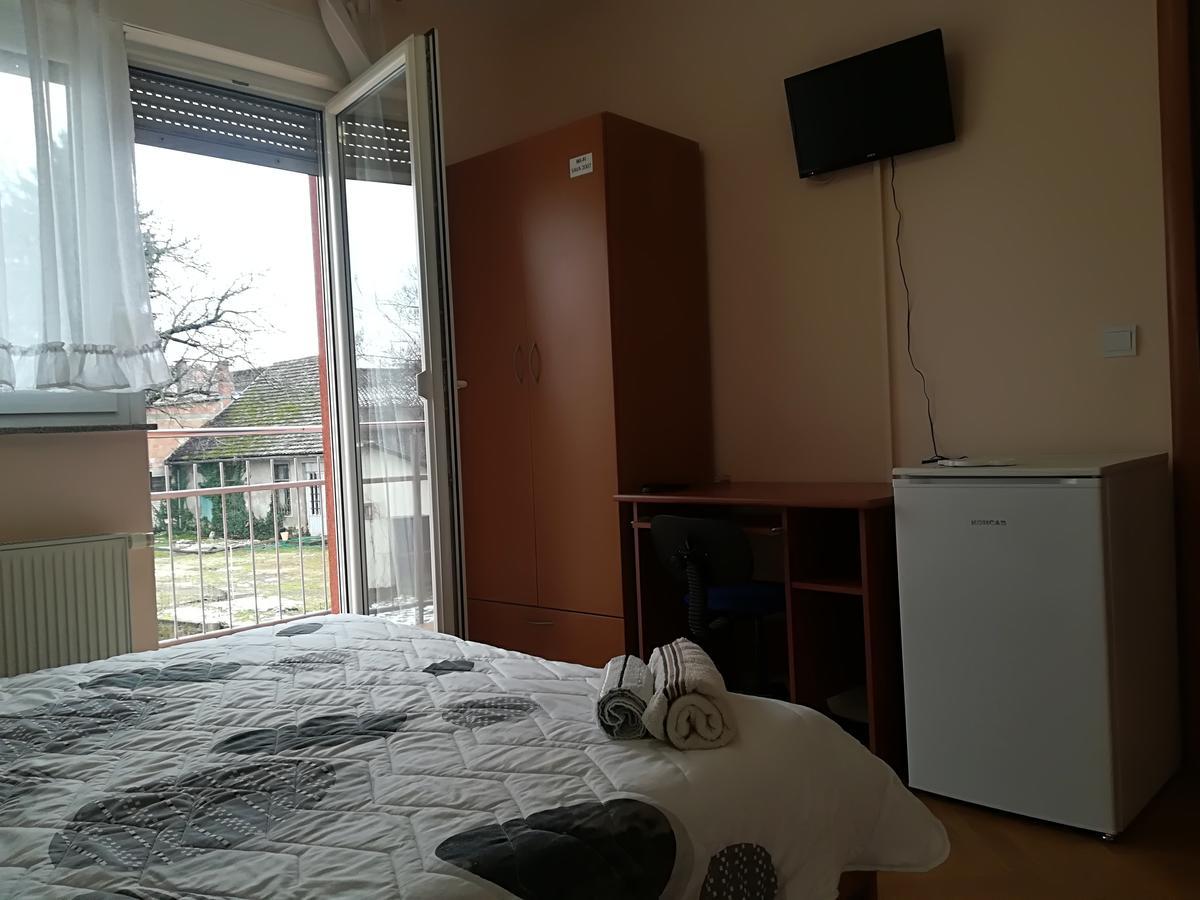 Guesthouse Sava Славонський Брод Екстер'єр фото
